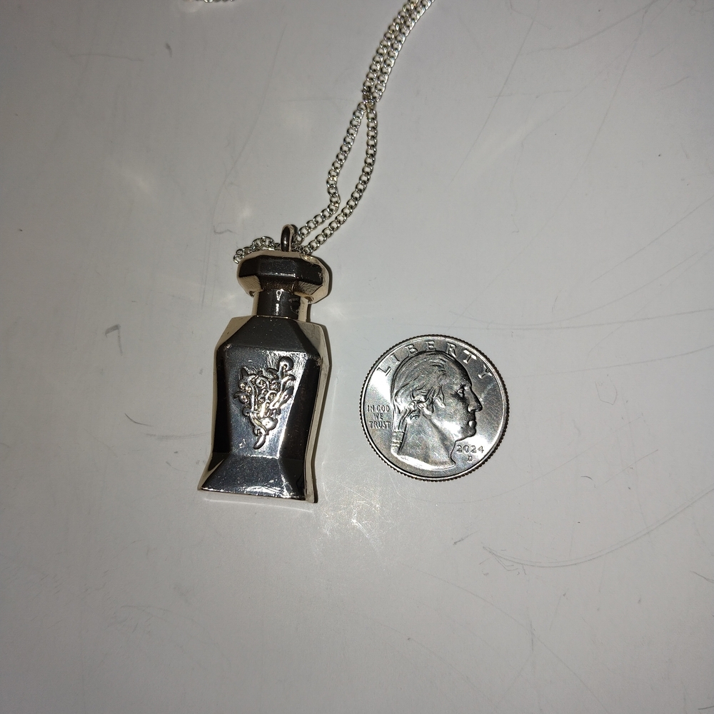 New Younique Brand Silver Vintage-Inspired Perfume Bottle Necklace - Very Heavy - Picture 8 of 12
